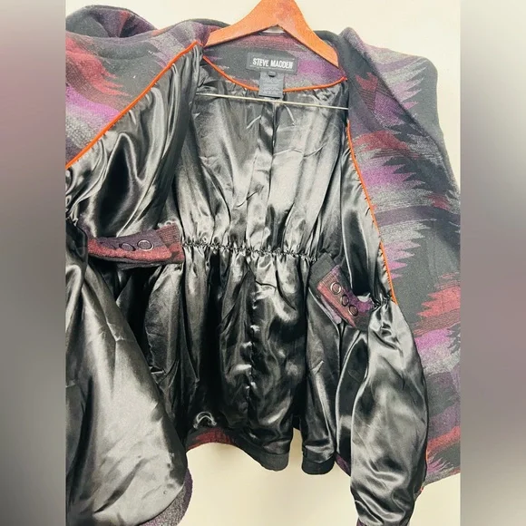 Steve Madden Poncho-Style Jacket – Southwest Geometric Hooded Cape, Size M - Picture 11 of 13